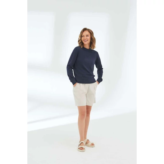 Banff sustainable sweatshirt