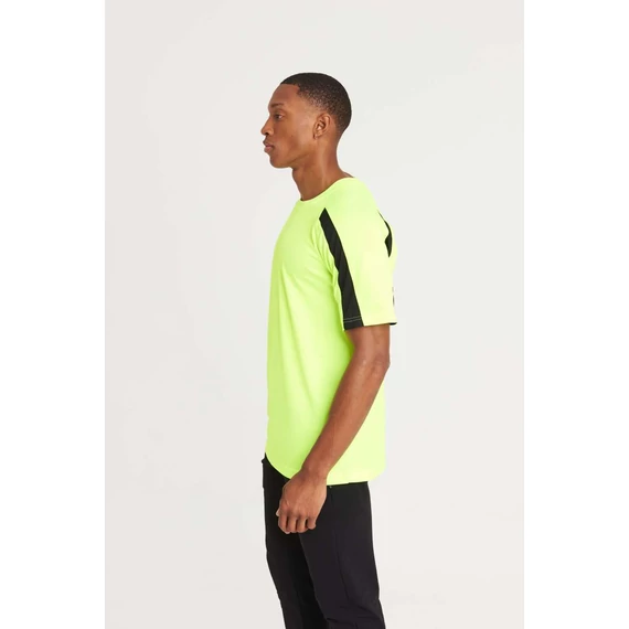 Contrast cool t