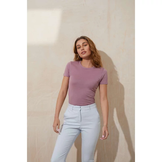 The 100 women's t
