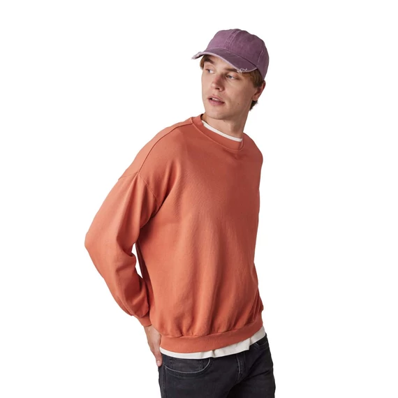 Destroyed washed cap