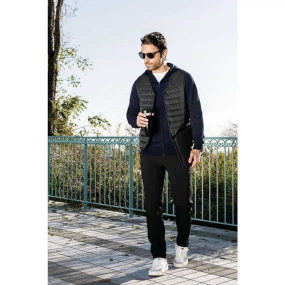 Men's zipped hoodie