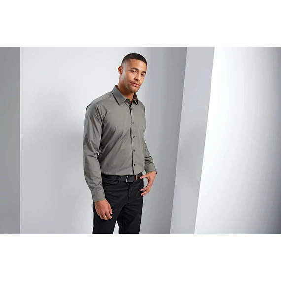 Men’s long sleeve fitted poplin shirt