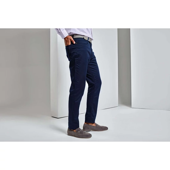 Men's performance chino jeans