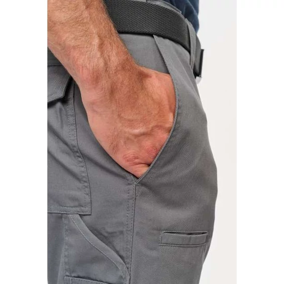 Designed To Work sokzsebes bermuda rövidnadrág